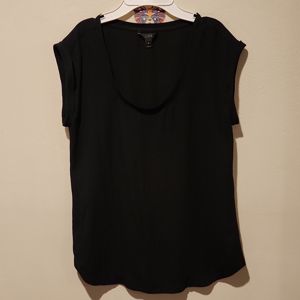 ❤️ J CREW BLACK POLISHED SCOOP NECK FLOWY TOP, 0